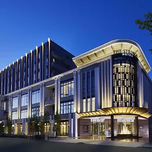 4* Hotel The Strings
